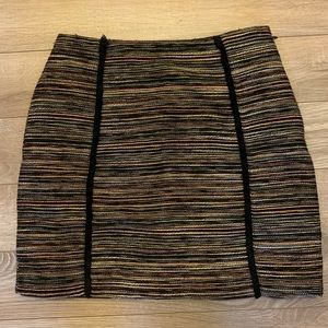 EUC LOFT Textured Shift Skirt